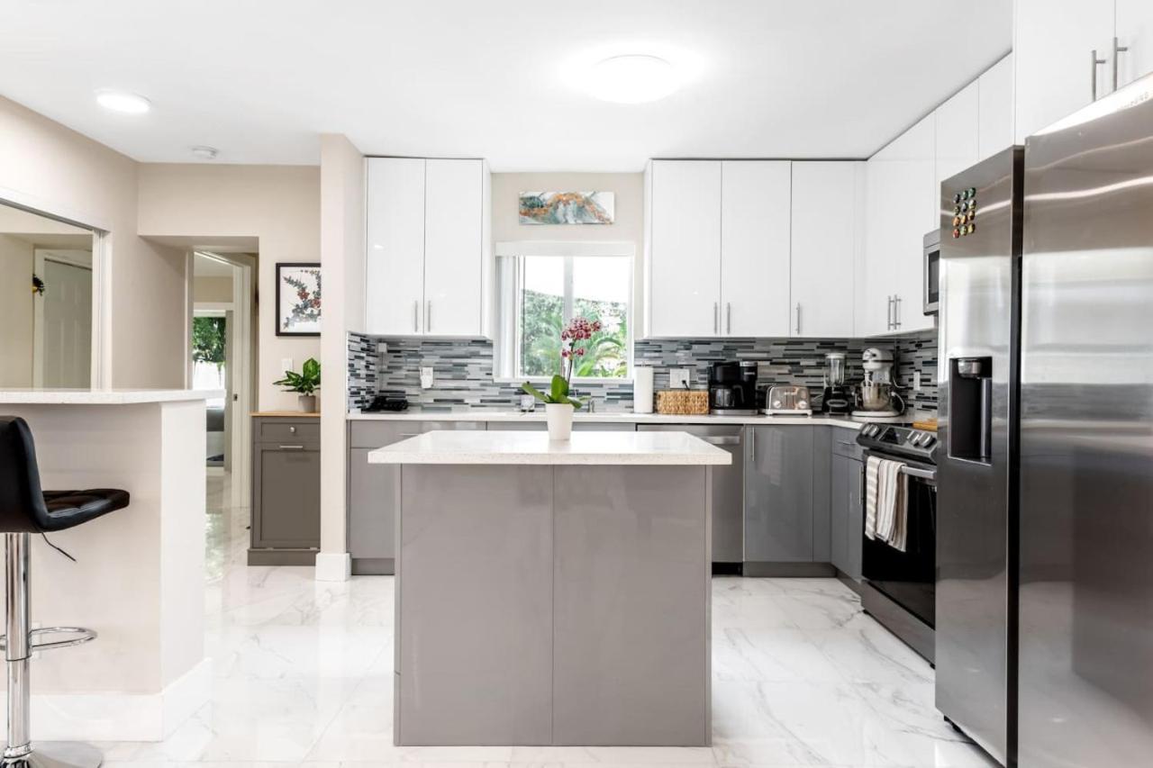 Modern Bungalow Near Wilton Drive I Pool Table Fort Lauderdale Exteriör bild